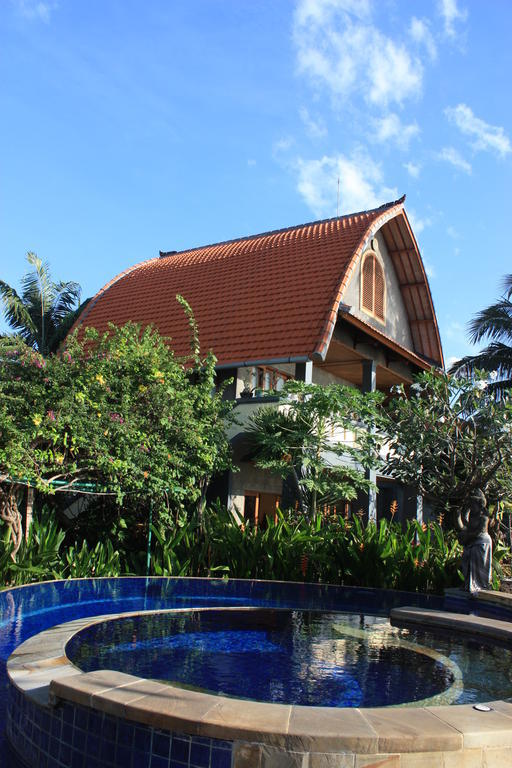 Cleopatra Beach Bungalows Hotell Lovina Eksteriør bilde