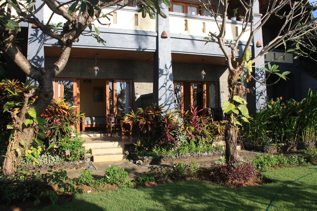 Cleopatra Beach Bungalows Hotell Lovina Eksteriør bilde